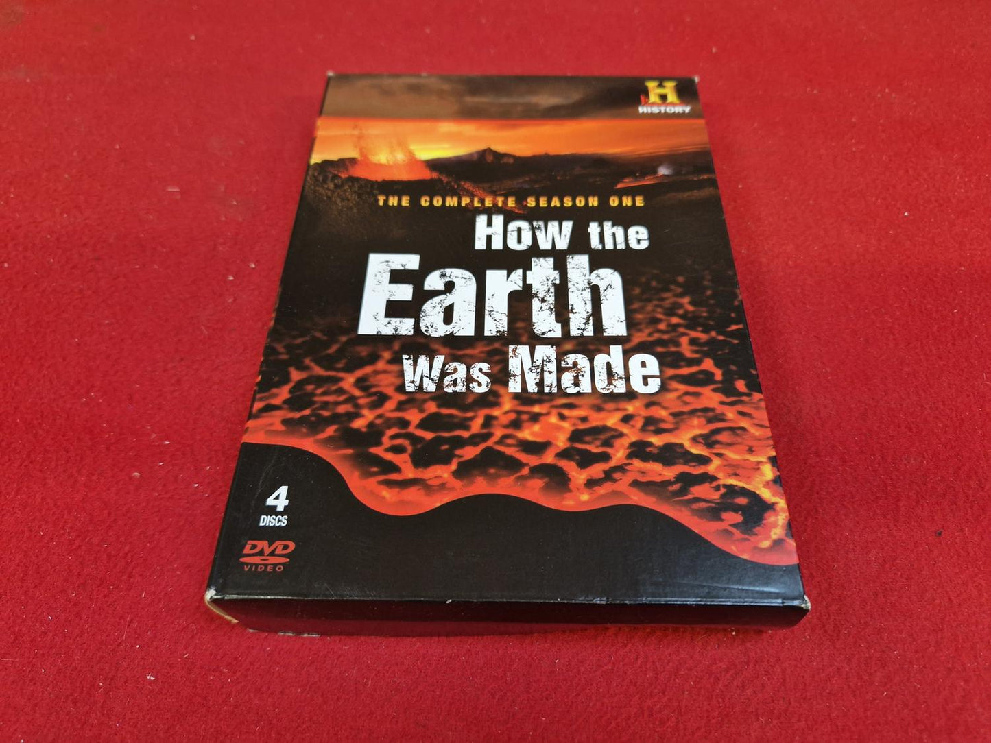HOW THE EARTH WAS MADE THE COMPLETE SEASON 1 BOX till DVD