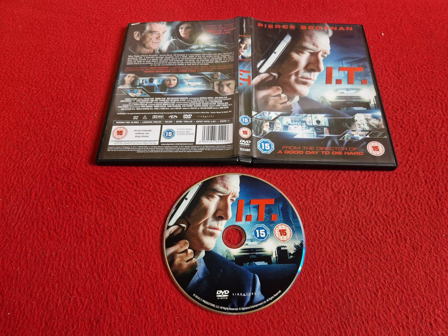 I.T. DVD