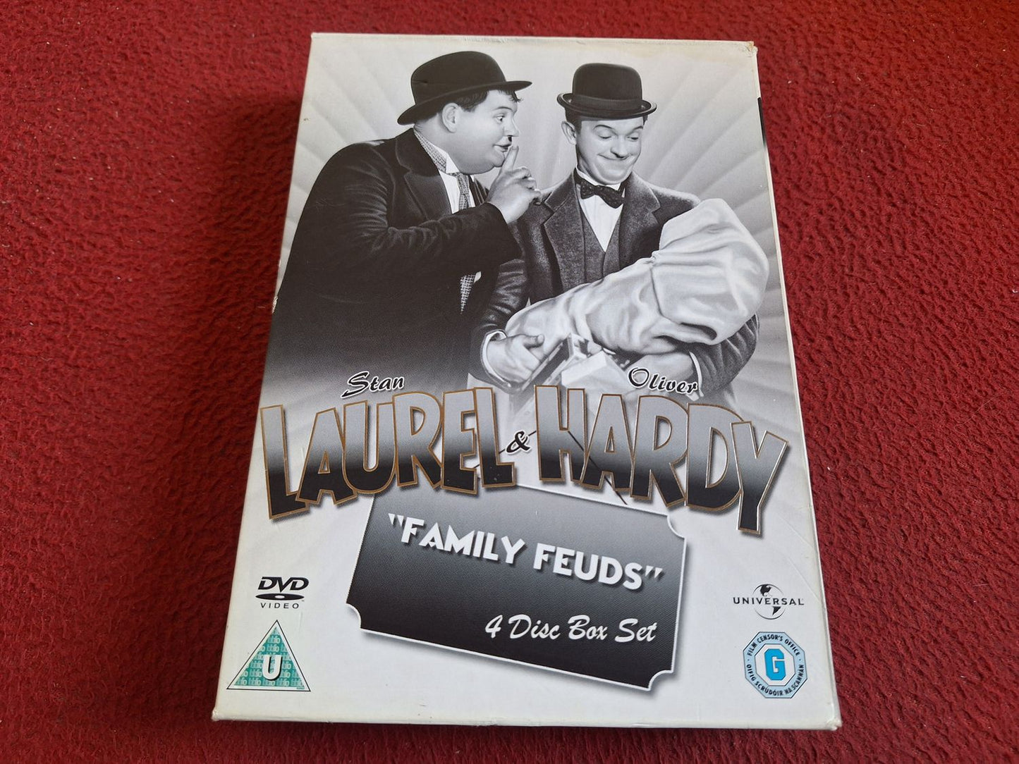 LAUREL & HARDY FAMILY FEUDS BOX DVD