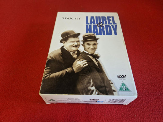 LAUREL & HARDY FLYING DEUCES / UTOPIA / MARCH OF THE WOODEN SOLDIERS BOX DVD