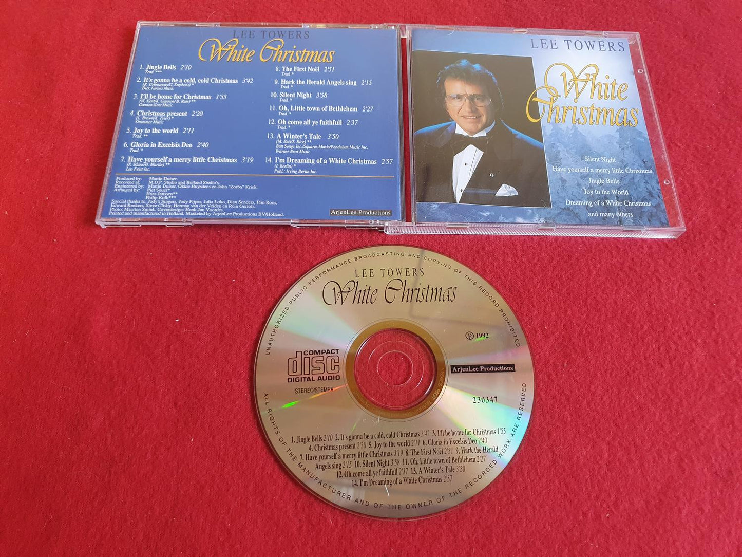 LEE TOWERS WHITE CHRISTMAS till CD