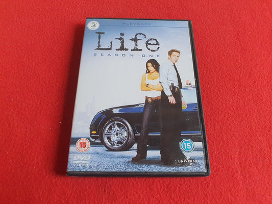 LIFE SEASON 1 BOX till DVD