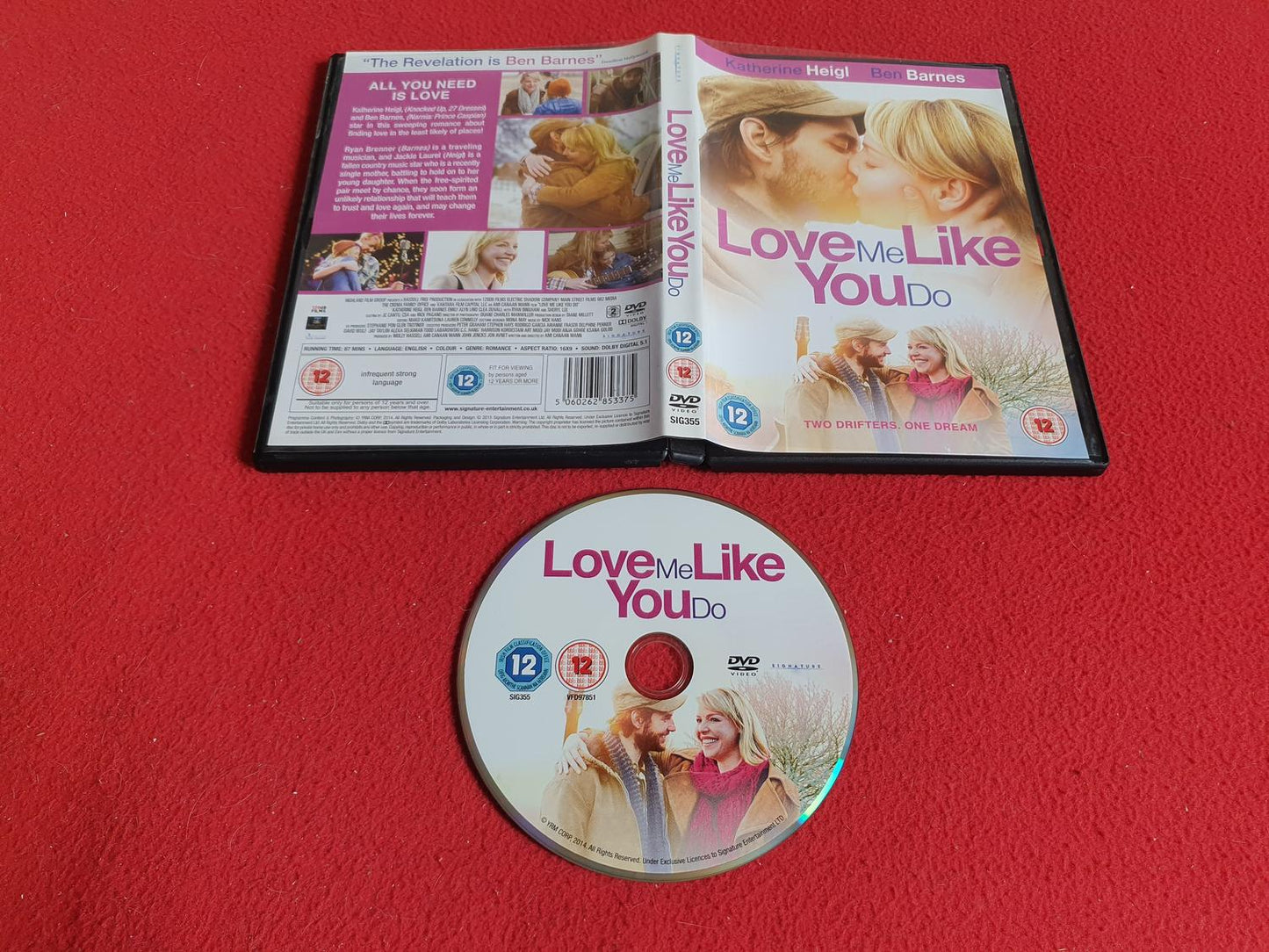 LOVE ME LIKE YOU DO till DVD