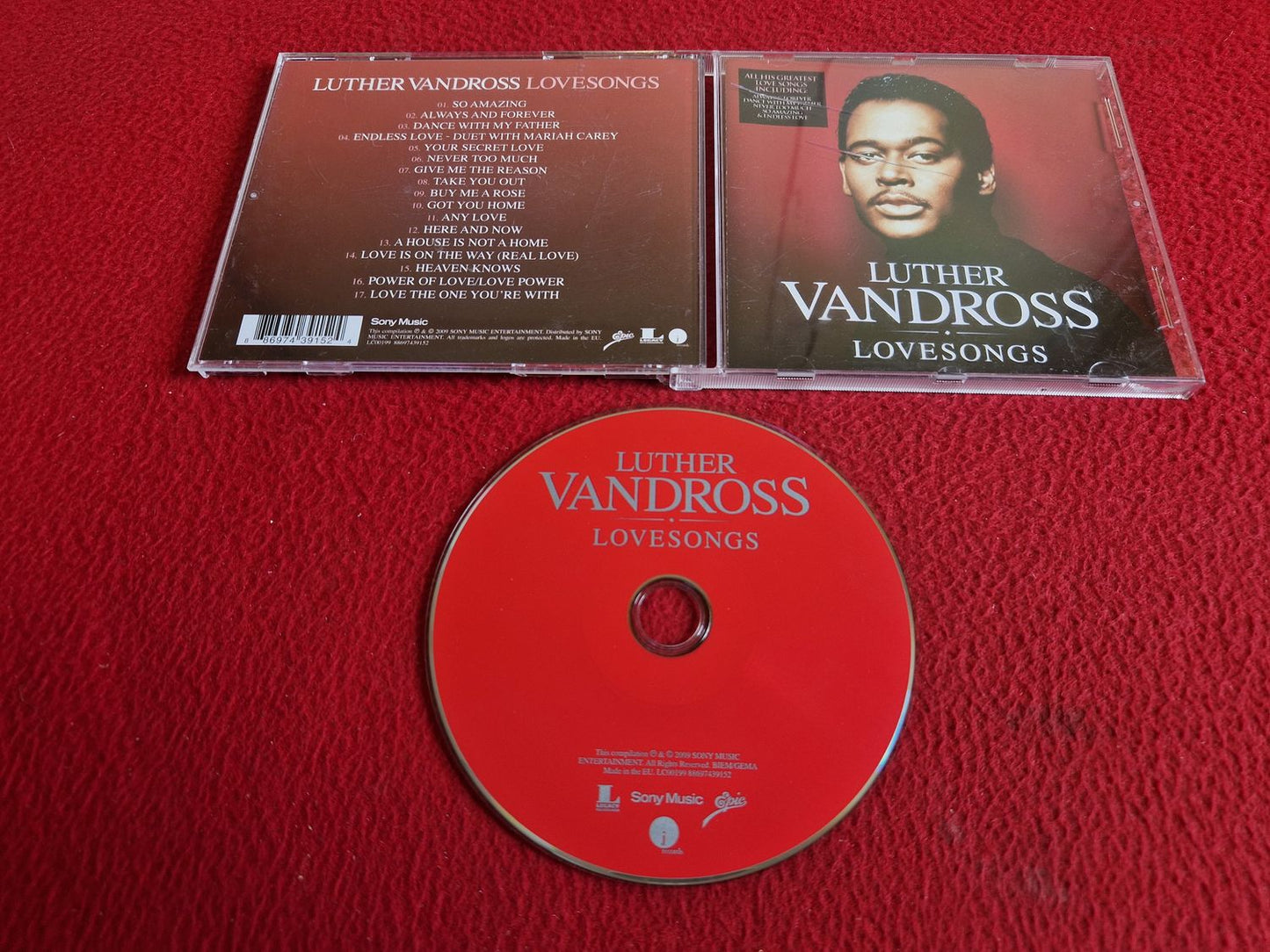 LUTHER VANDROSS LOVESONGS CD