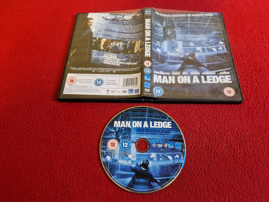 MAN ON A LEDGE DVD
