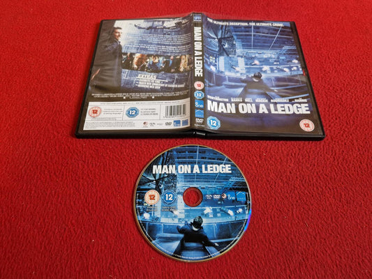 MAN ON A LEDGE DVD