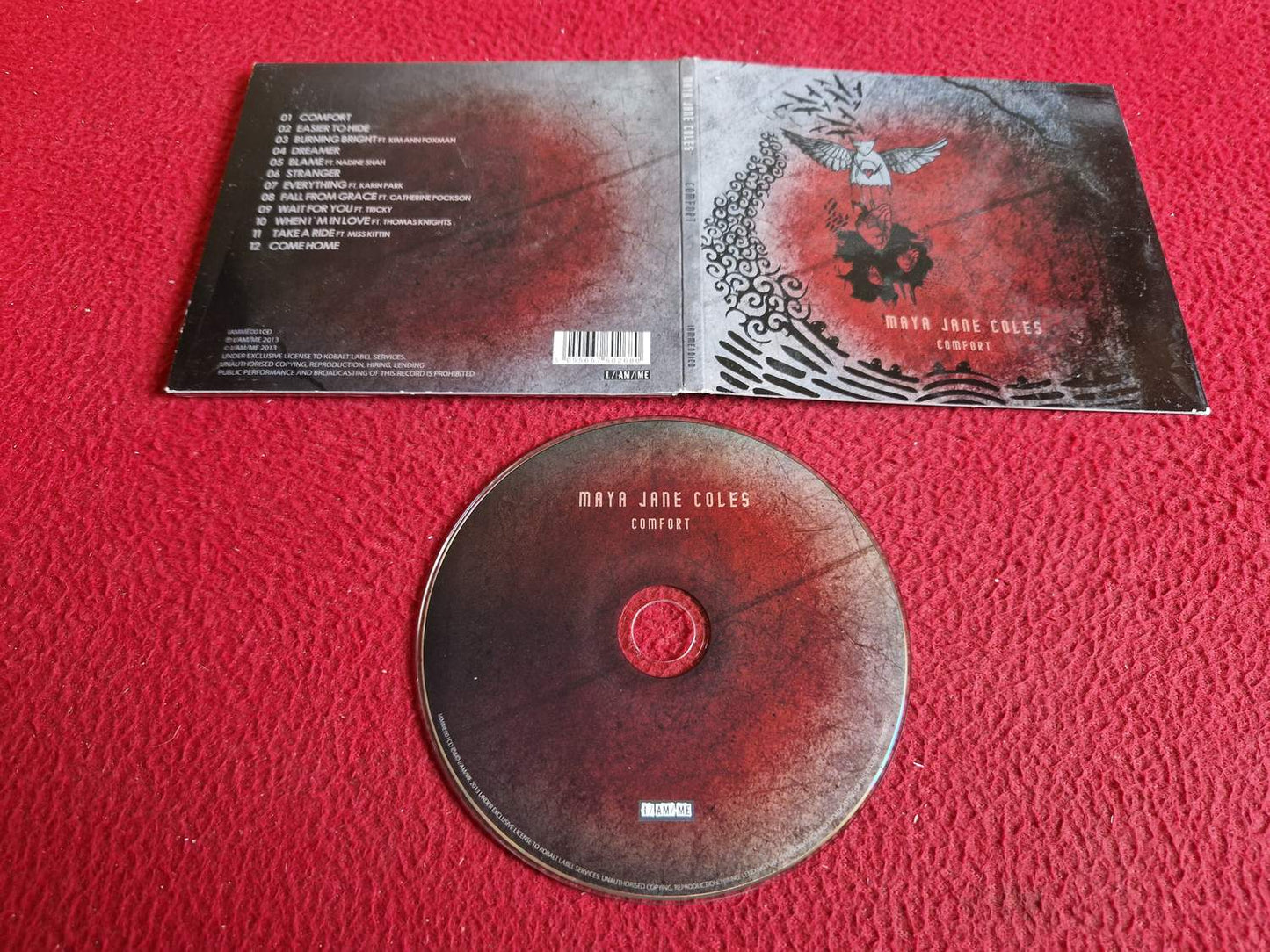 MAYA JANE COLES COMFORT CD
