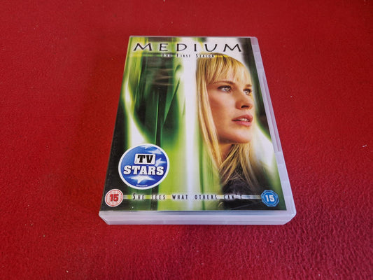 MEDIUM SEASON 1 BOX till DVD