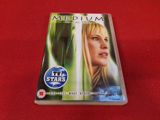 MEDIUM SEASON 1 BOX till DVD
