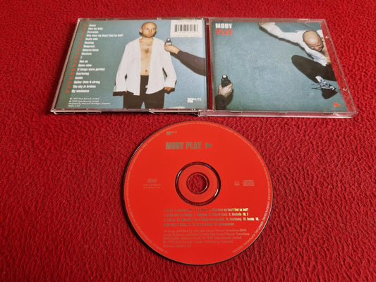 MOBY PLAY CD
