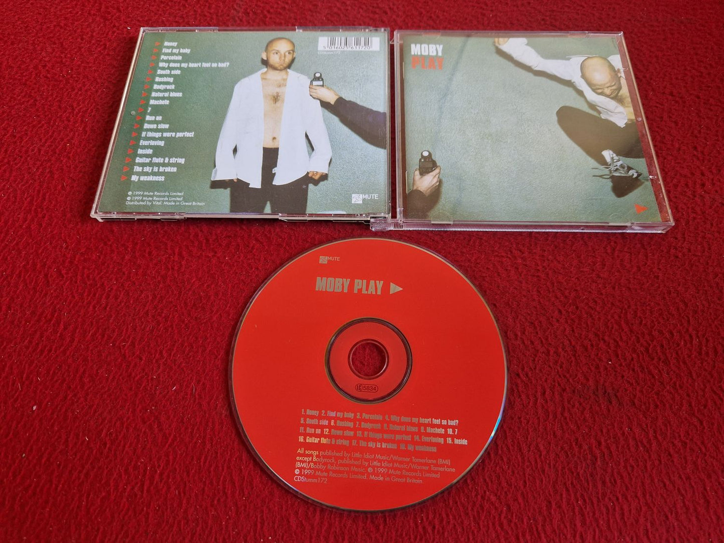MOBY PLAY CD
