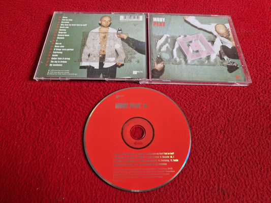 MOBY PLAY CD