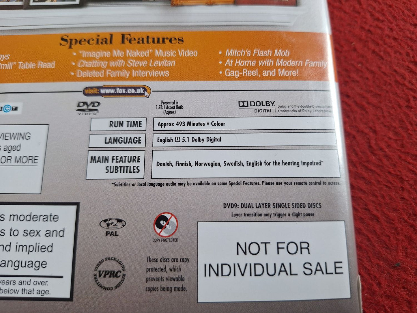 MODERN FAMILY SEASON 2 BOX DVD