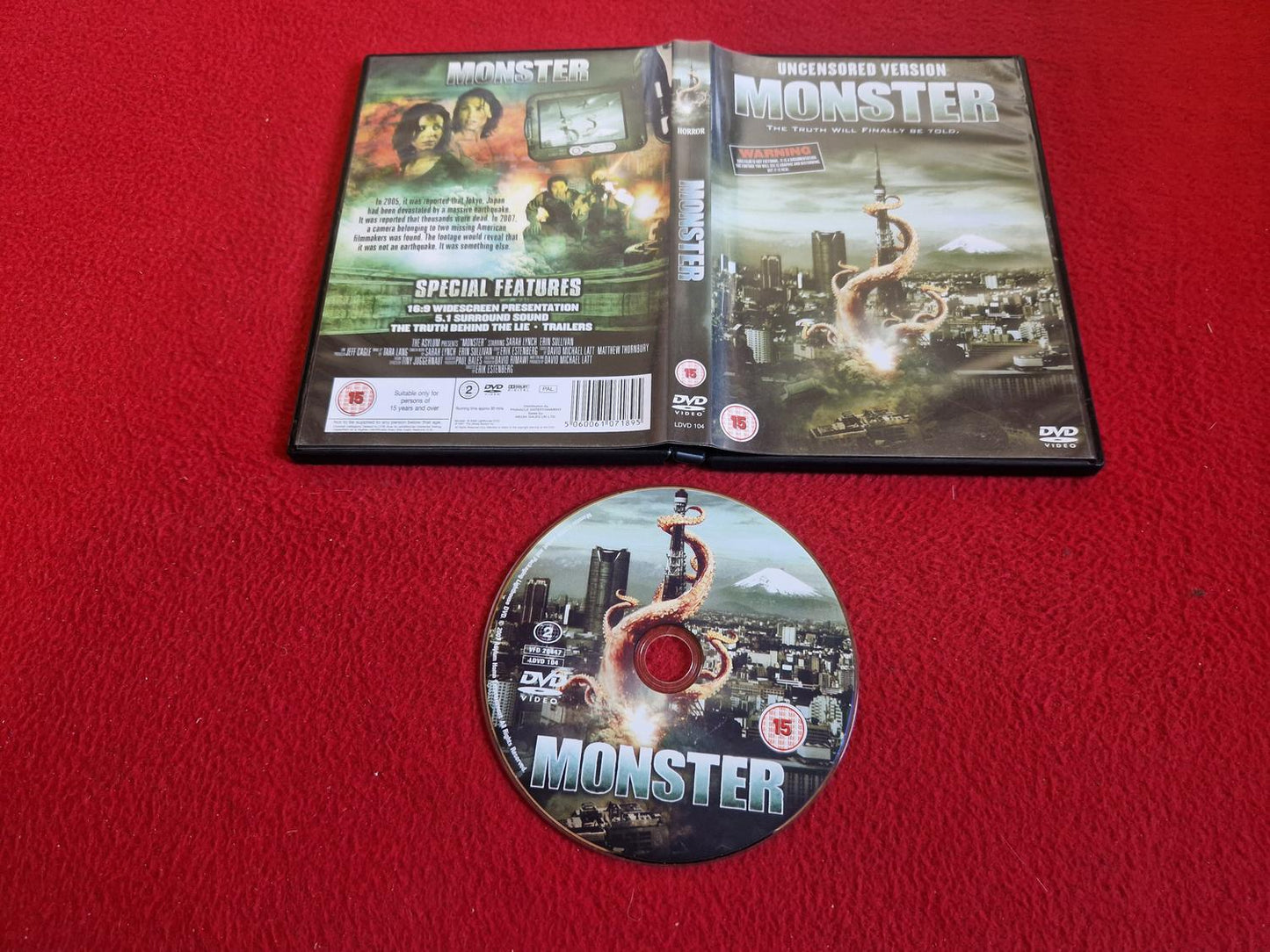 MONSTER DVD