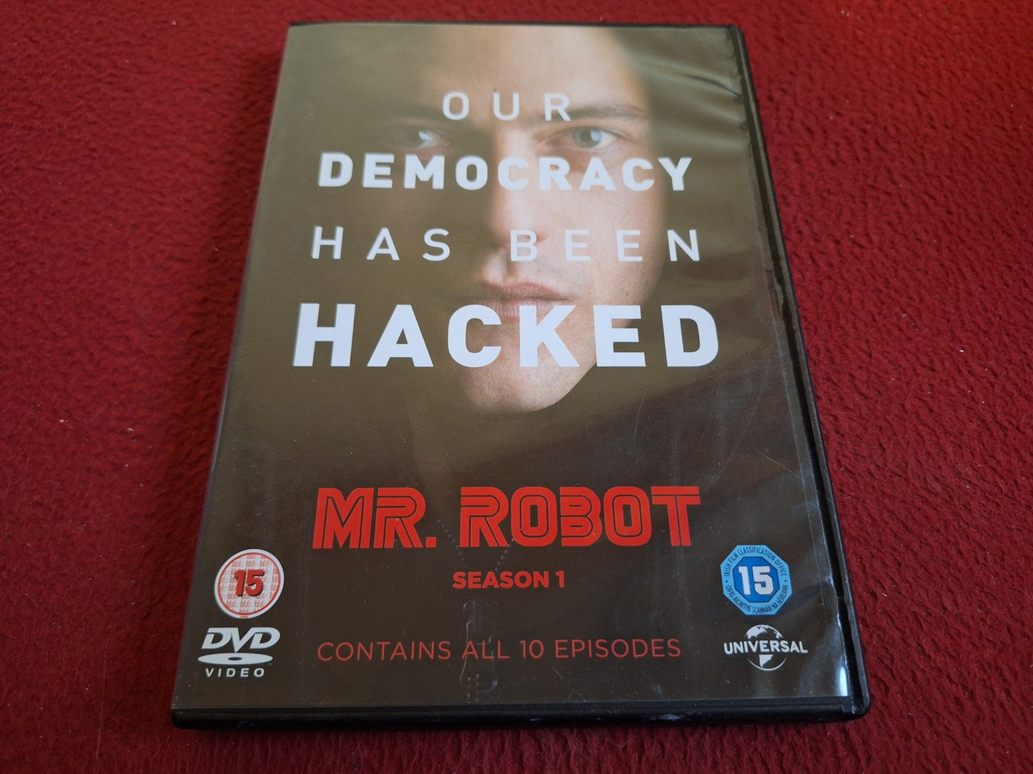 MR ROBOT SEASON 1 BOX DVD