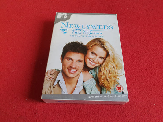 NEWLYWEDS NICK & JESSICA SEASON 1 BOX till DVD