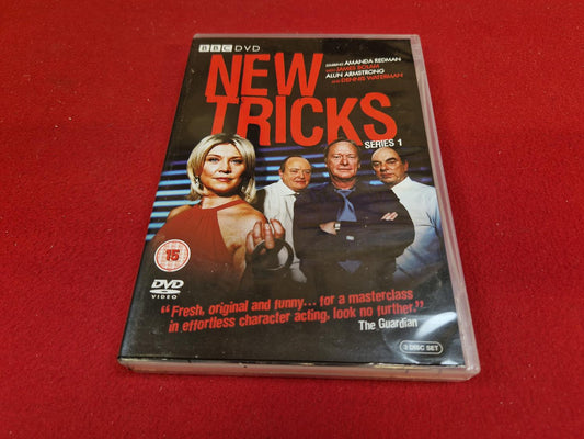 NEW TRICKS SERIES 1 BOX till DVD