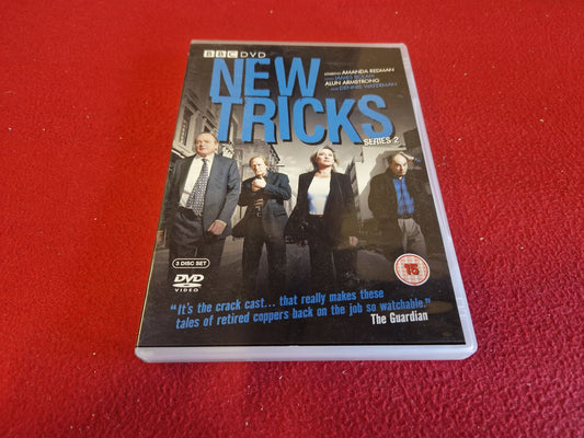 NEW TRICKS SERIES 2 BOX till DVD