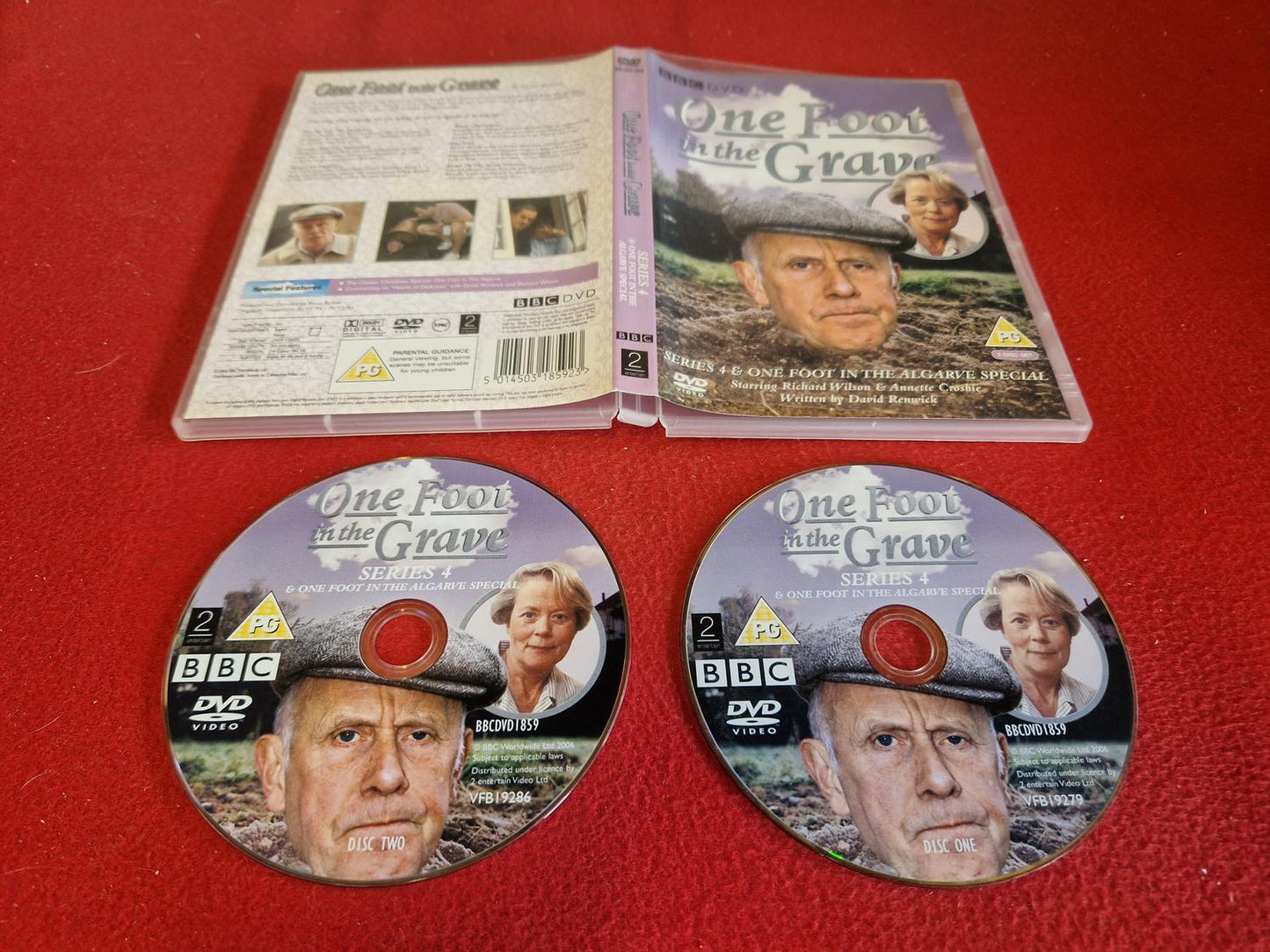 ONE FOOT IN THE GRAVE SERIES 4 till DVD