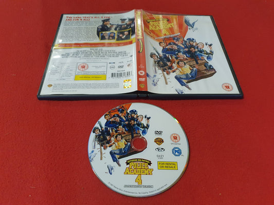 POLICE ACADEMY 4 till DVD