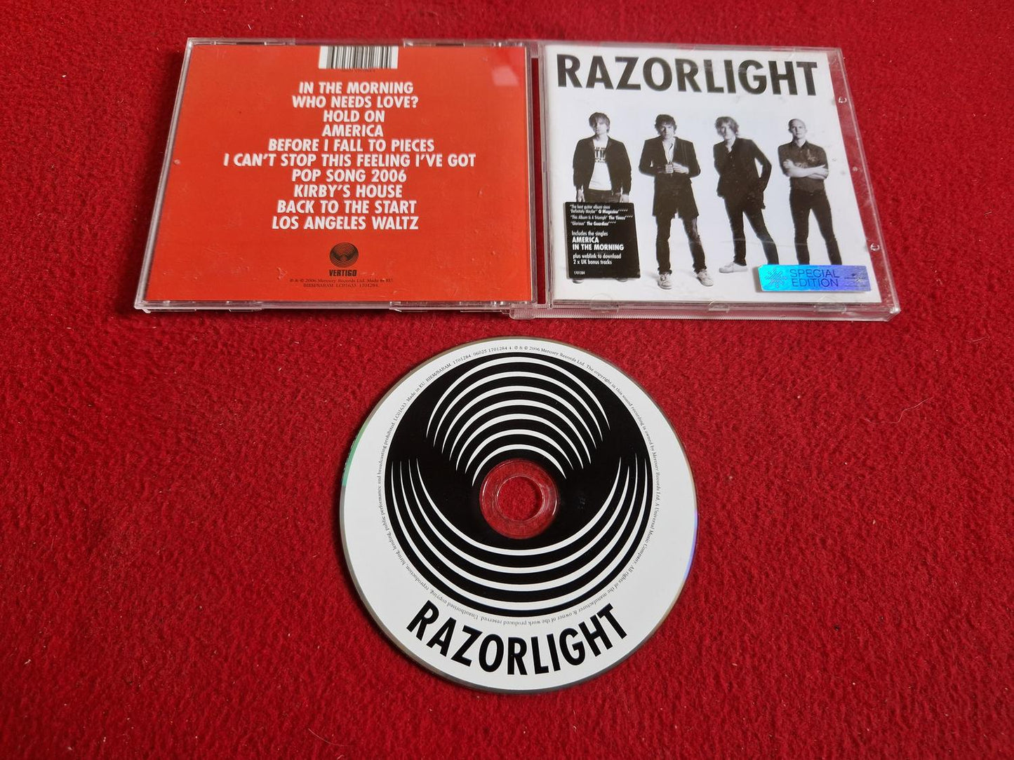 RAZORLIGHT - RAZORLIGHT till CD