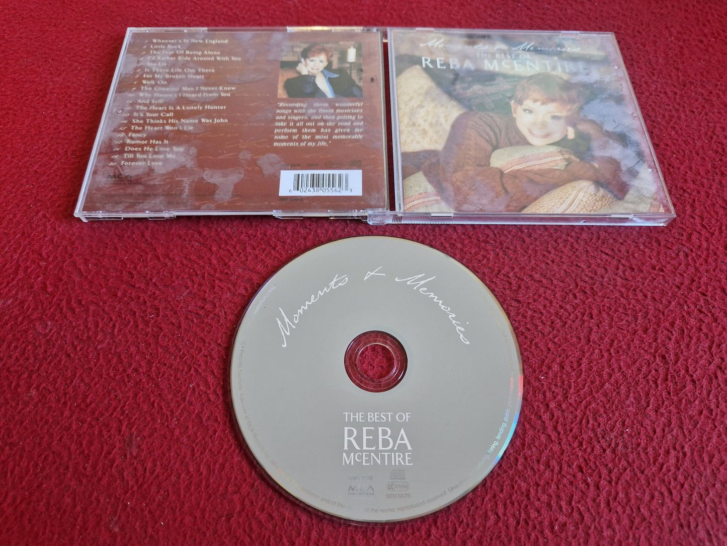 REBA MCENTIRE MOMENTS & MEMORIES THE BEST OF CD