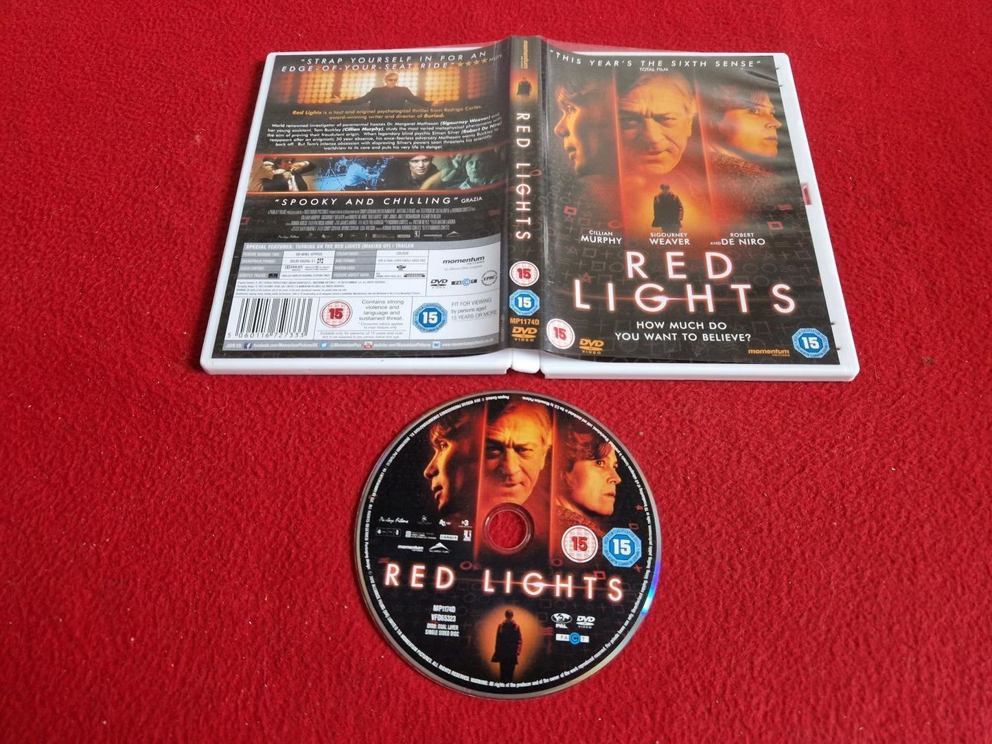RED LIGHTS DVD
