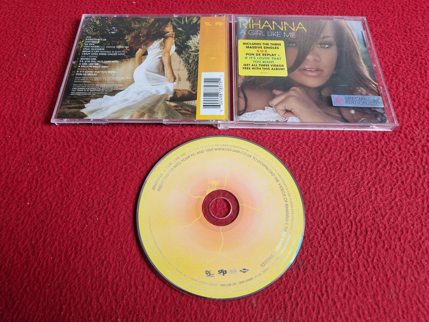 RIHANNA A GIRL LIKE ME CD