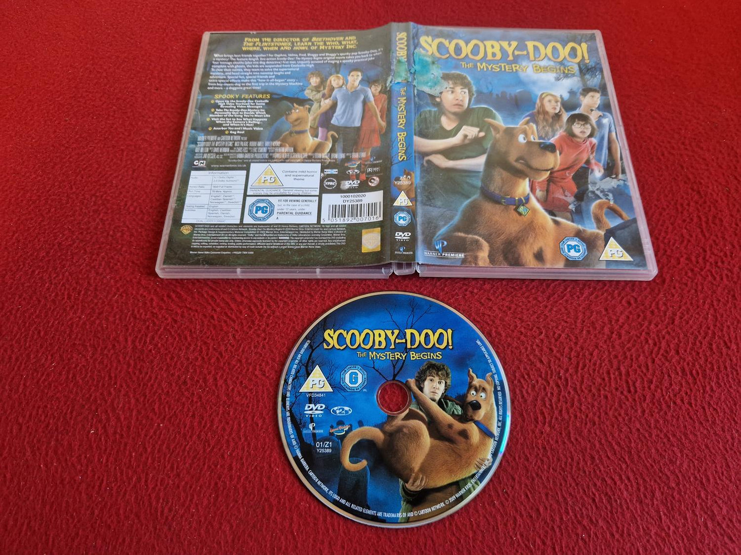 SCOOBY-DOO THE MYSTERY BEGINS DVD