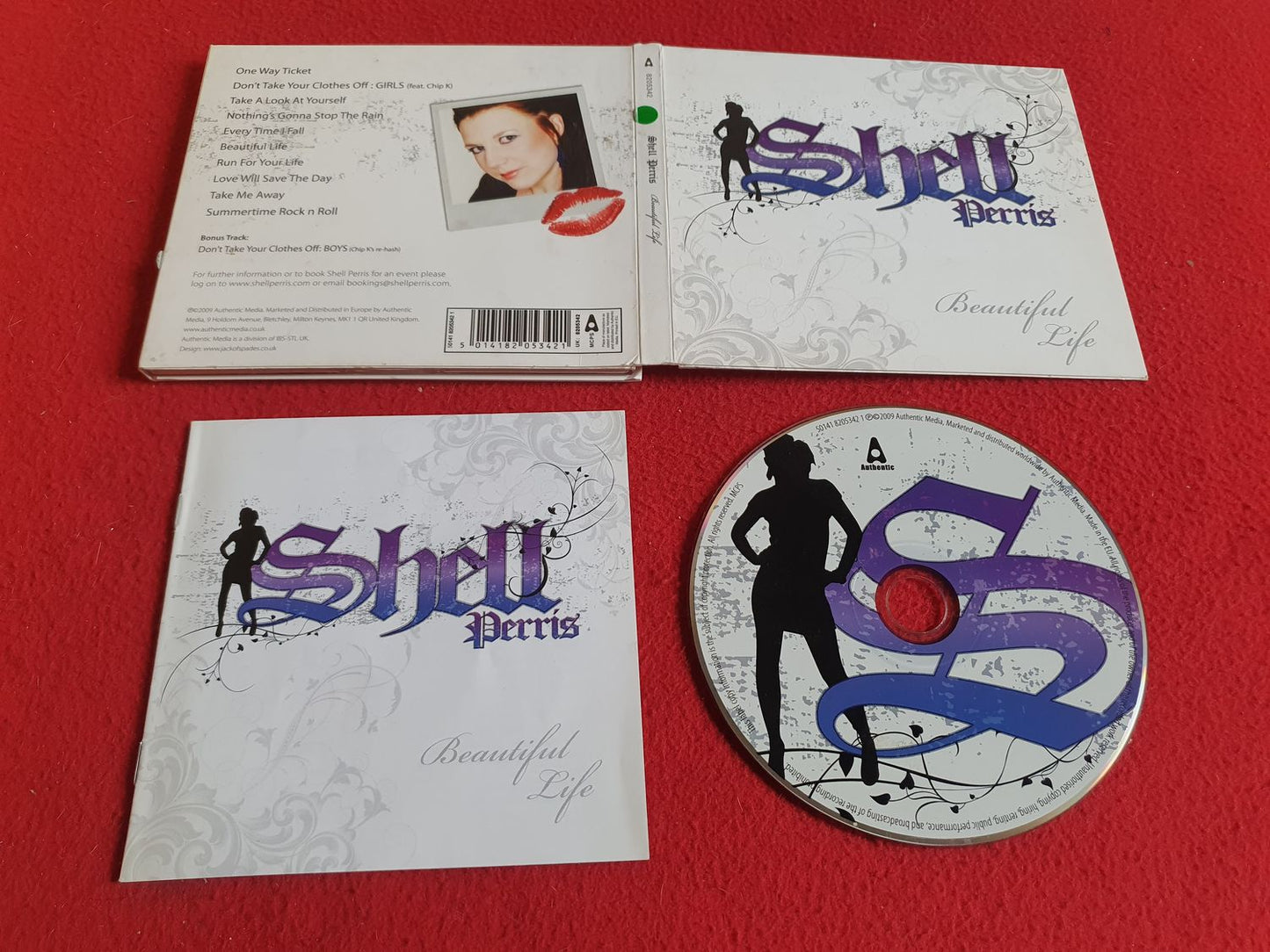 SHELL PERRIS BEAUTIFUL LIFE till CD