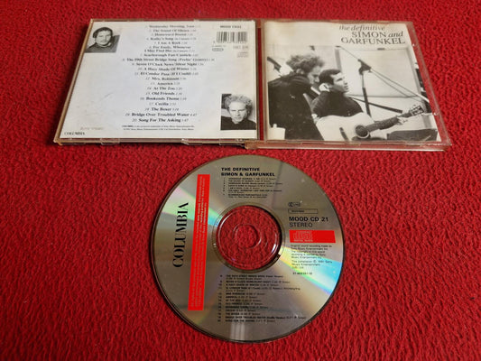 SIMON AND GARFUNKEL THE DEFINITIVE CD