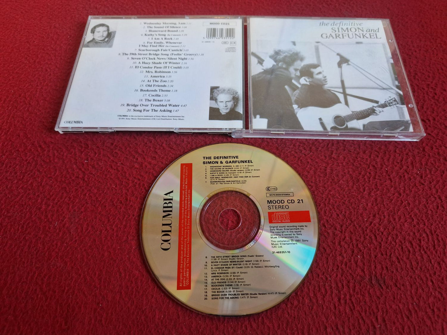 SIMON & GARFUNKEL THE DEFINITIVE CD