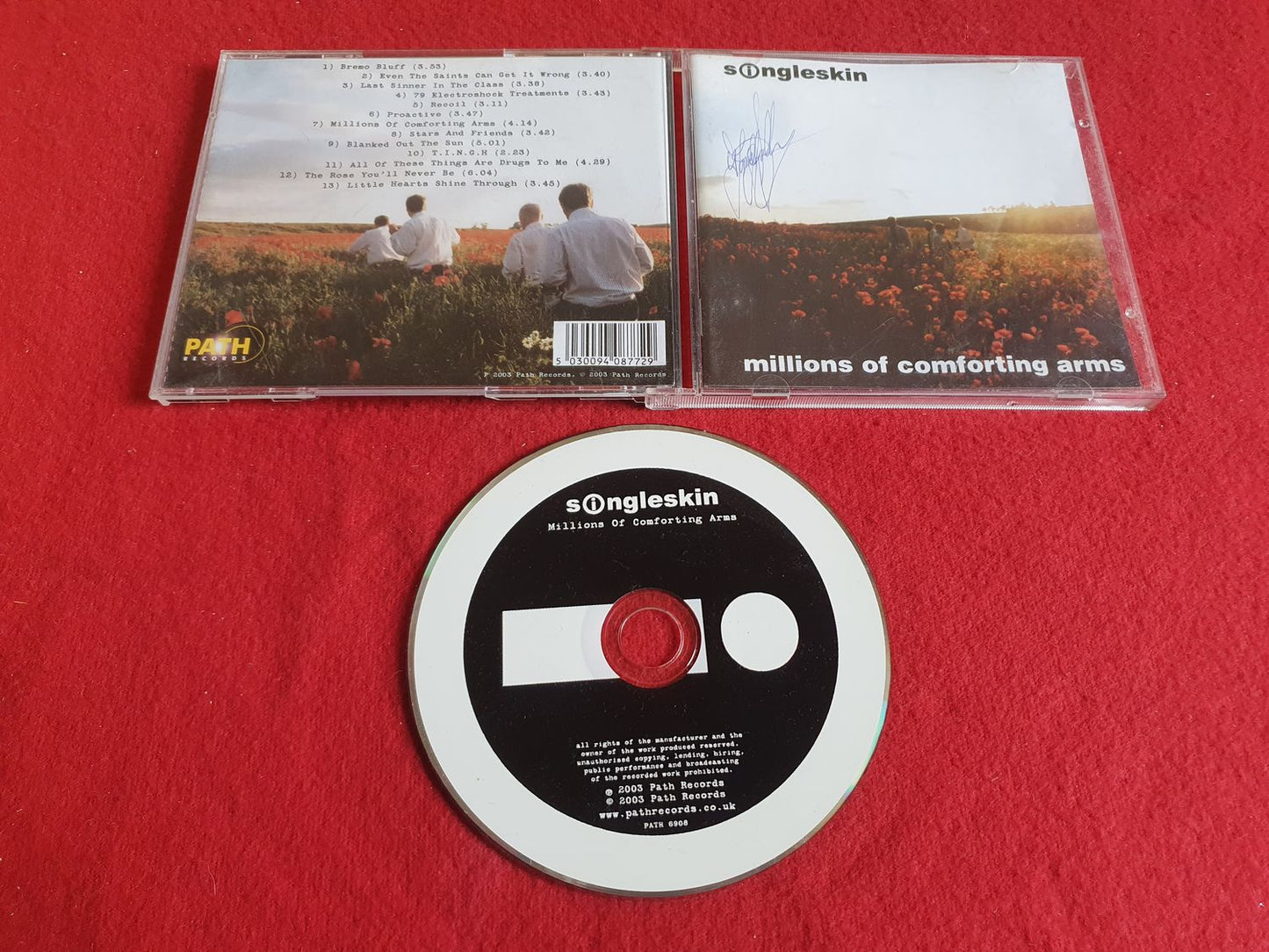 SINGLESKIN MILLIONS OF COMFORTING ARMS till CD