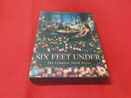SIX FEET UNDER SERIES 3 BOX till DVD