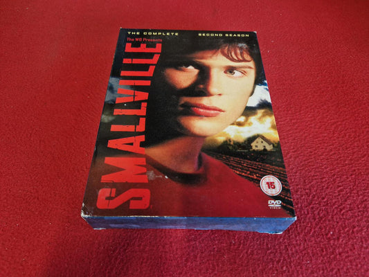 SMALLVILLE SEASON 2 BOX till DVD