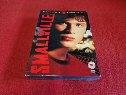 SMALLVILLE SEASON 2 BOX till DVD