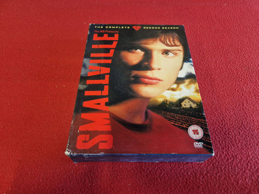 SMALLVILLE SEASON 2 BOX till DVD