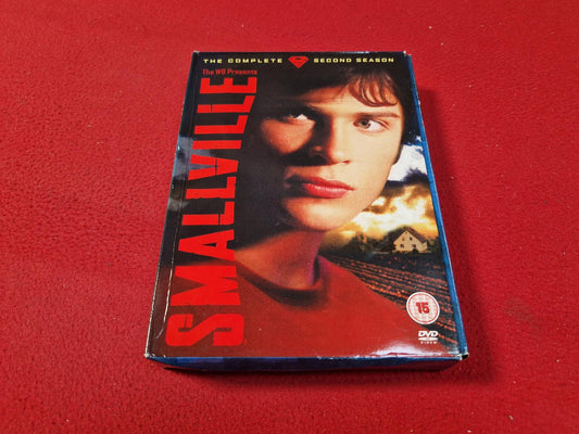 SMALLVILLE THE COMPLETE SEASON 2 BOX till DVD