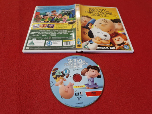 SNOOPY AND CHARLIE BROWN THE PEANUTS MOVIE till DVD