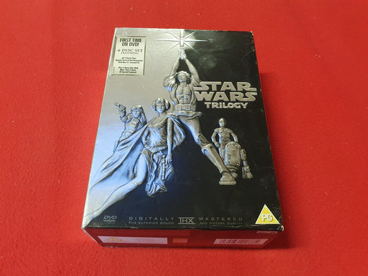 STAR WARS TRILOGY BOX till DVD