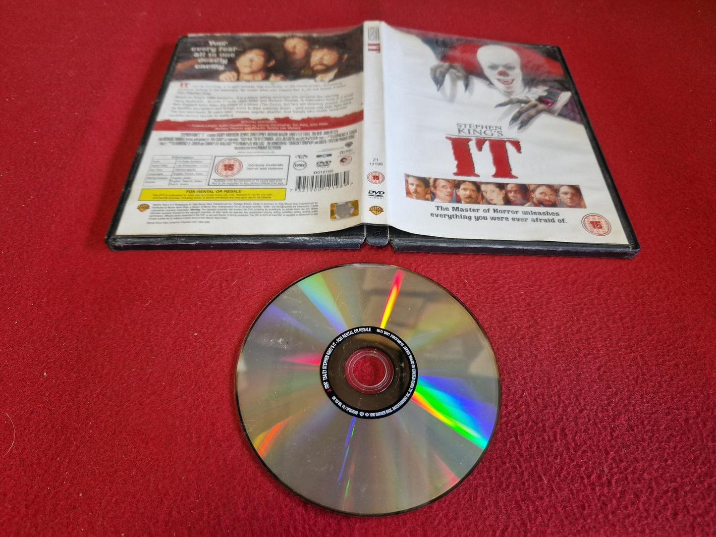 STEPHEN KING'S IT till DVD