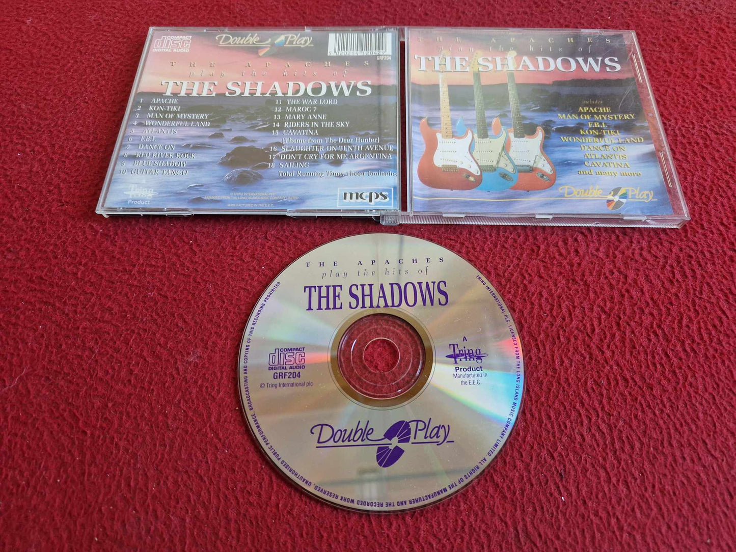 THE APACHES PLAY THE HITS OF THE SHADOWS CD