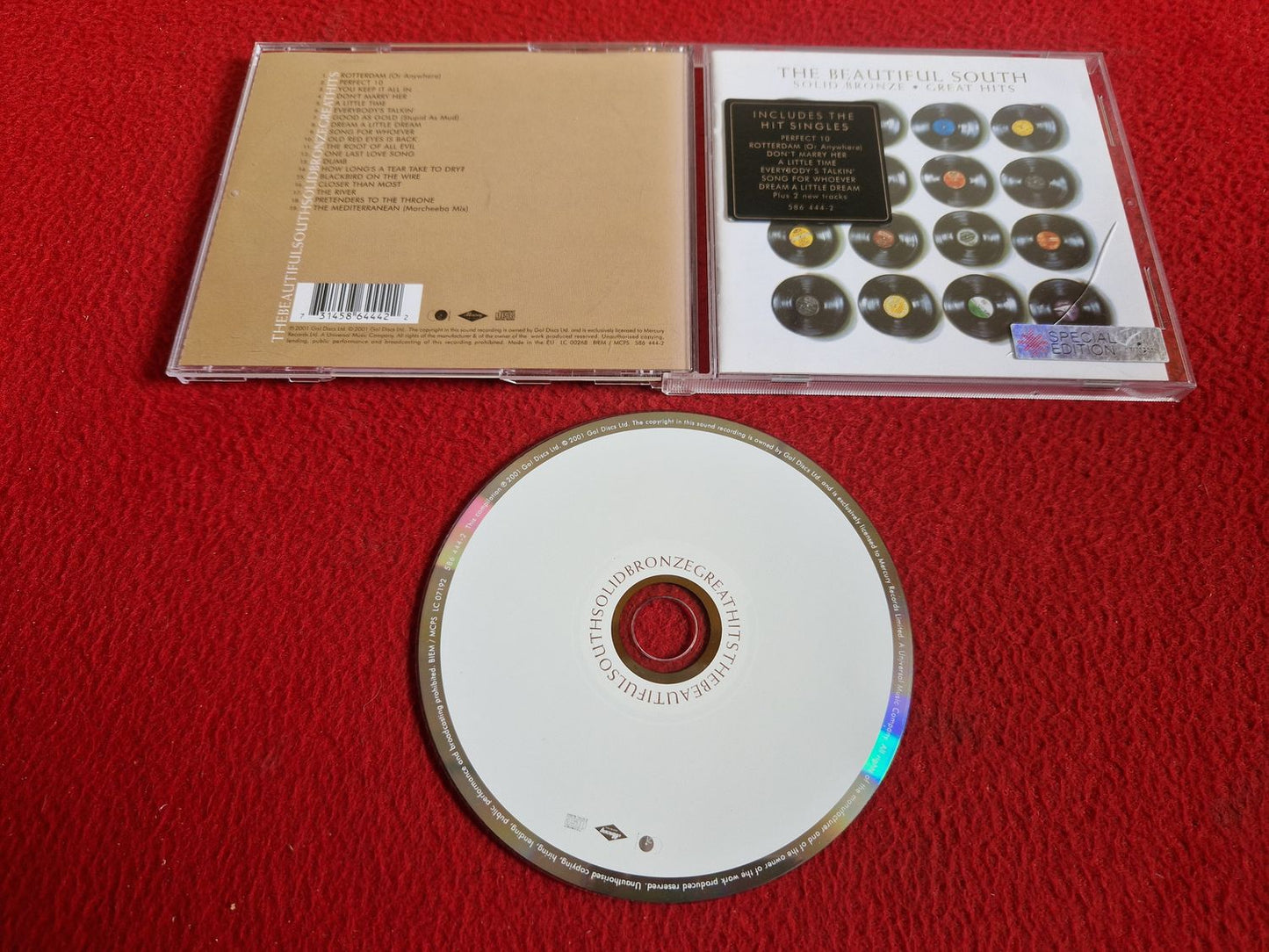 THE BEAUTIFUL SOUTH SOLID BRONZE GREAT HITS CD