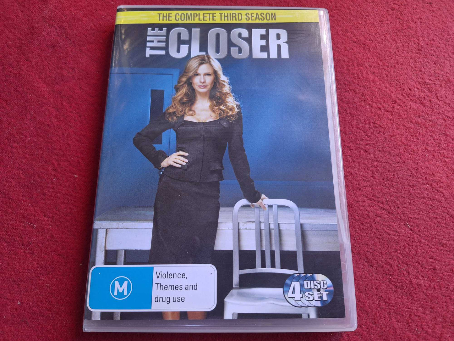 THE CLOSER SEASON 3 [ REGION 4 ] [ SVENSK TEXT ] BOX DVD