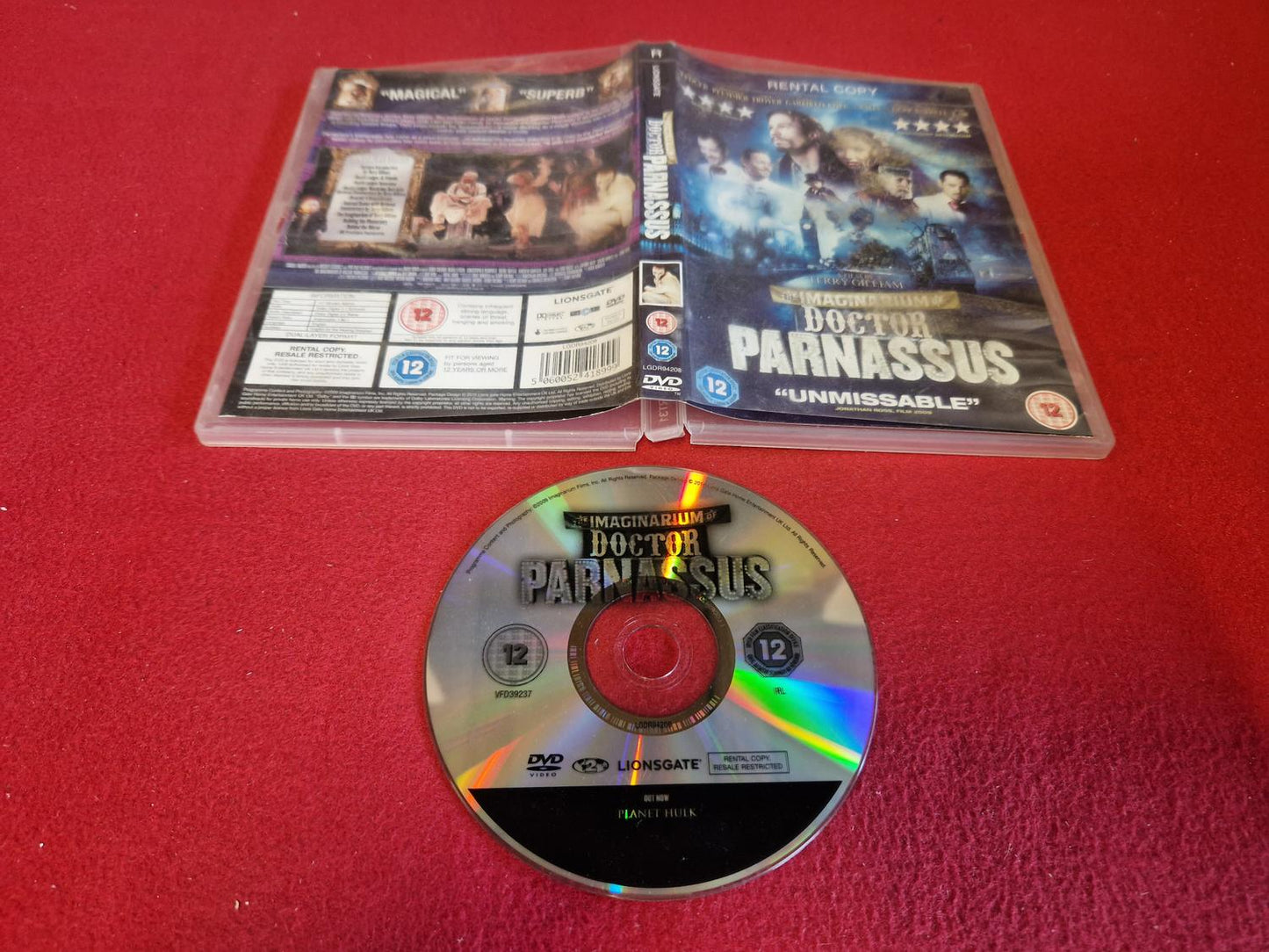 THE IMAGINARIUM OF DOCTORS PARNASSUS [ VATTENSKADA PÅ BOX ] till DVD