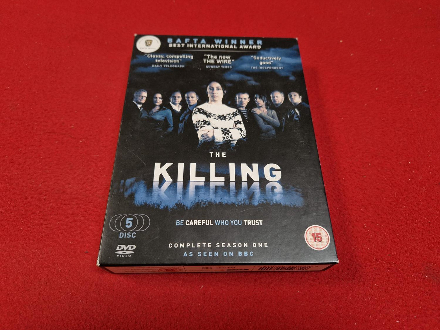 THE KILLING COMPLETE SEASON 1 BOX till DVD