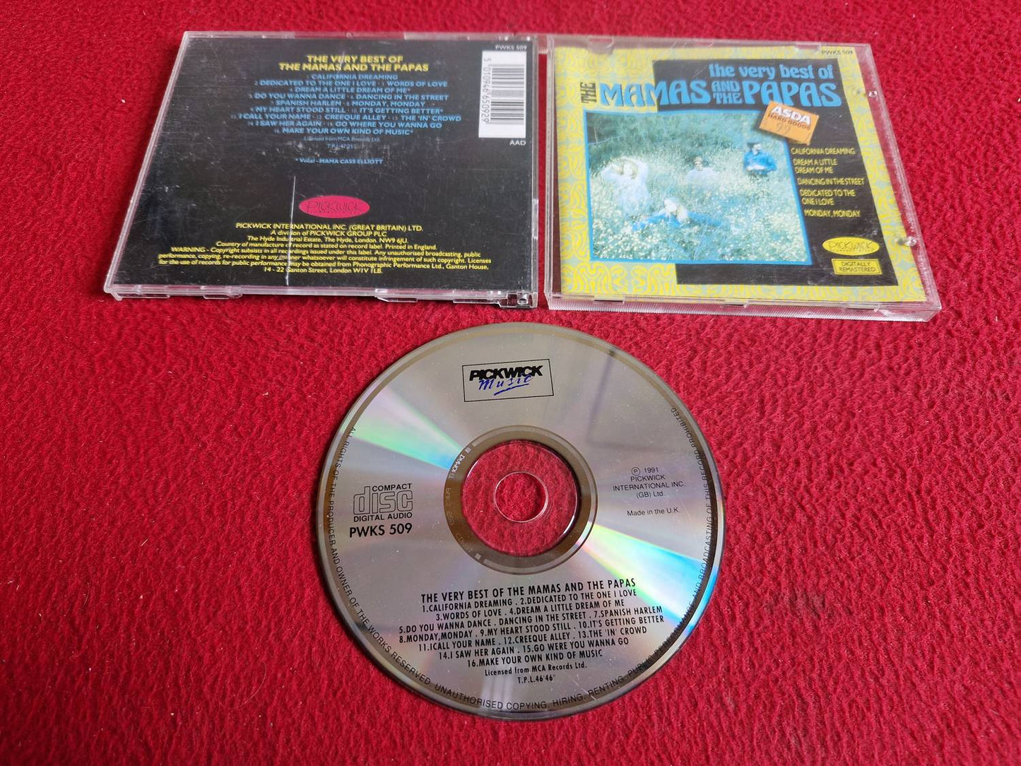 THE MAMAS AND THE PAPAS THE VERY BEST OF CD