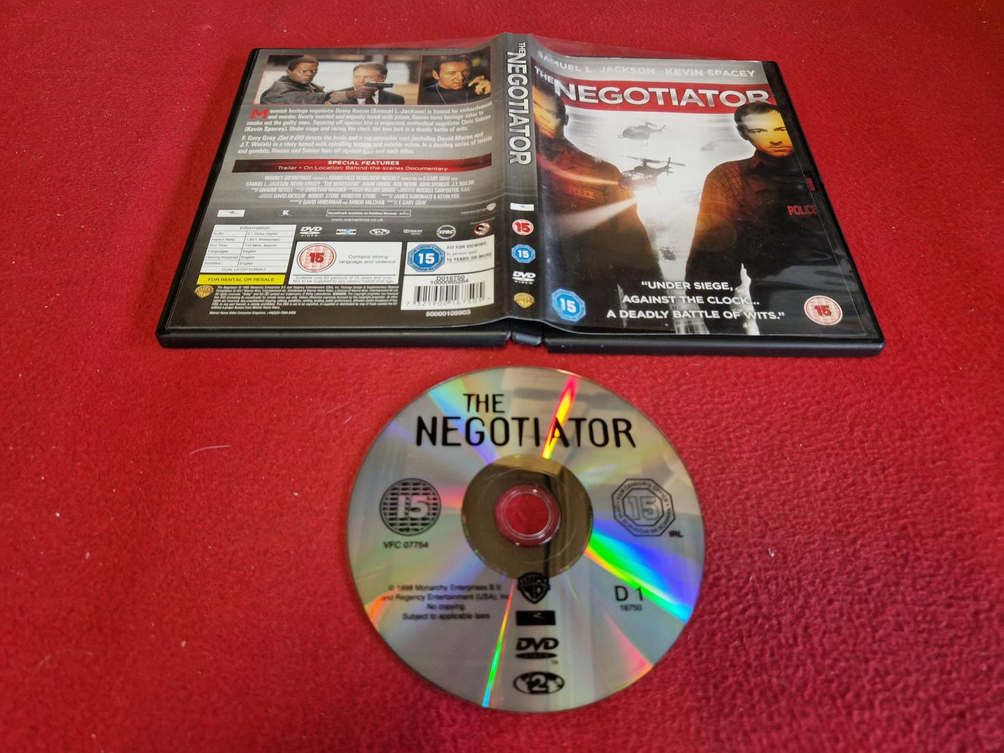 THE NEGOTIATOR till DVD