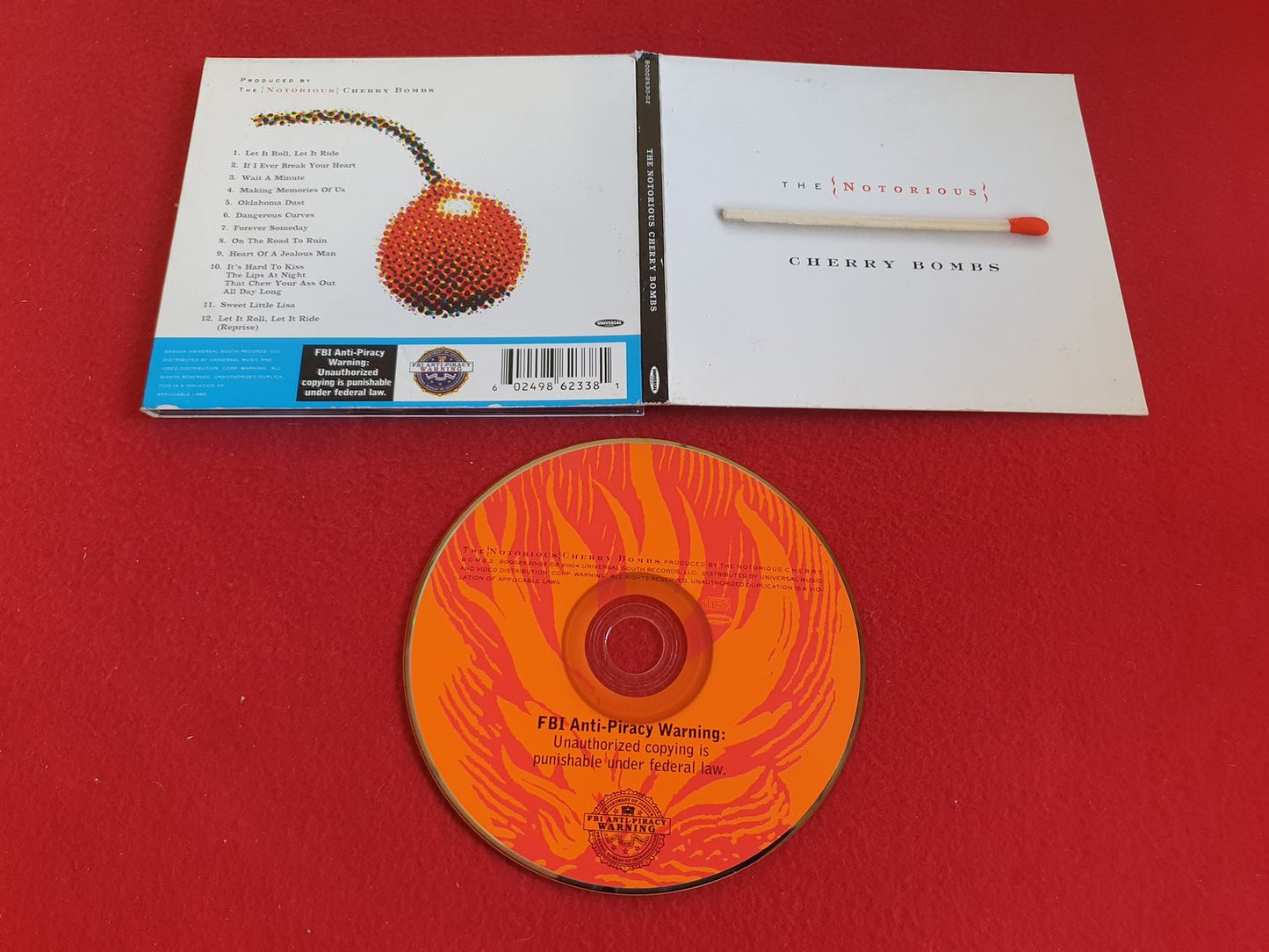 THE NOTORIOUS CHERRY BOMBS till CD