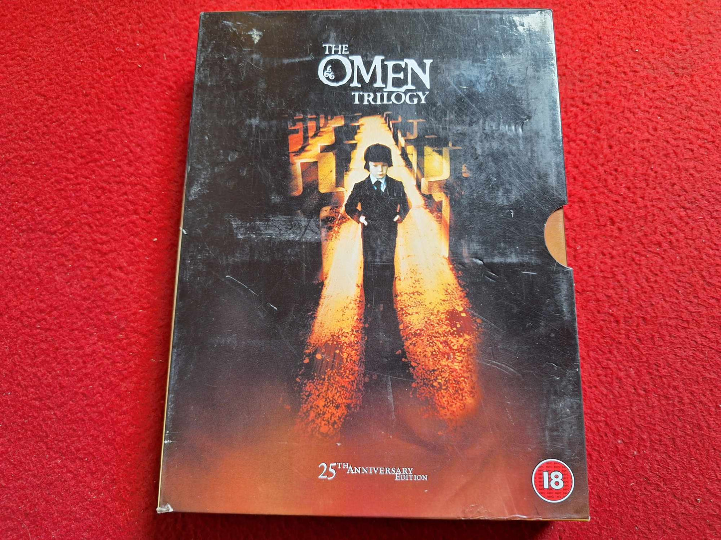 THE OMEN TRILOGY BOX DVD